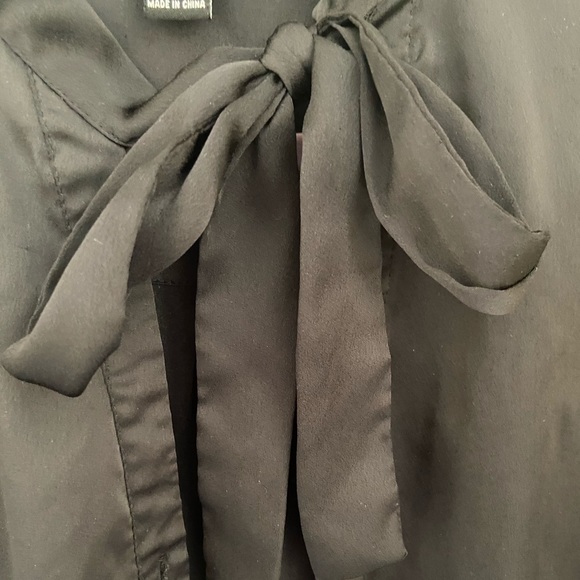 Satin button up - Picture 2 of 4